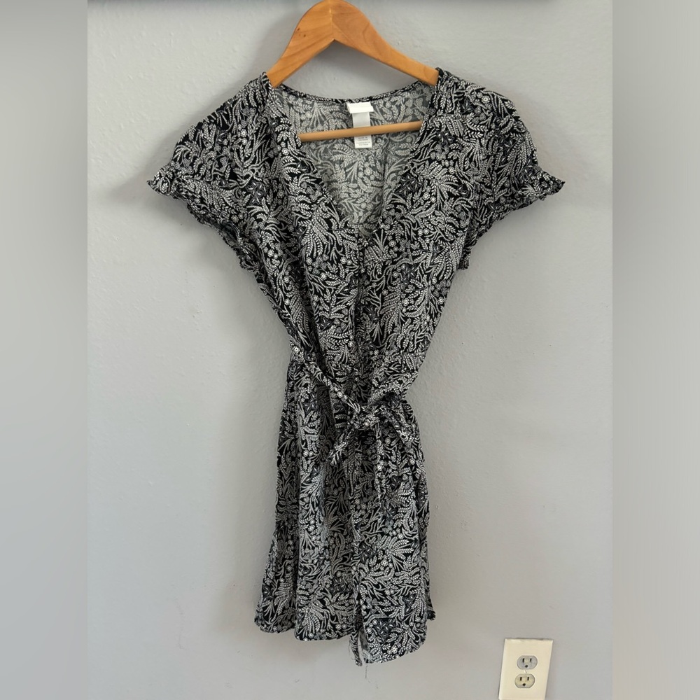 Black and white paisley floral summer dress
